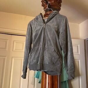 2 PCs grey valor jogging suit cut